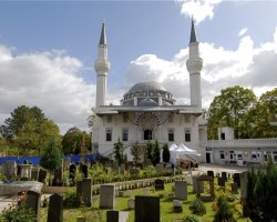 War 2010 vier mal das Opfer von Brandanschlägen: Die Sehitlik-Moschee in Berlin