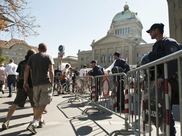 1000 Polizisten für 4000 Teilnehmer